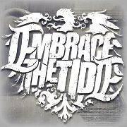 logo Embrace The Tide